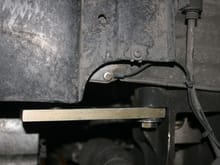 Side view of sway bar mounting bracket