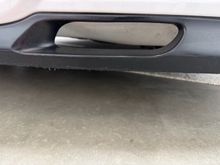 Lower lip spoiler condition