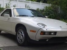 1985 928 S Pearl White