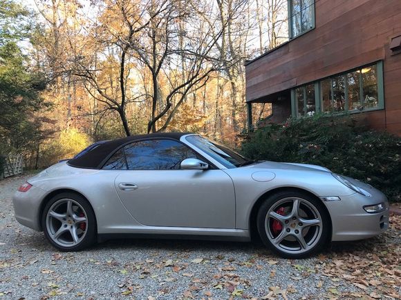 Just flew to Detroit to pick up this 2008 911 4S Cabriolet. Purchased at Platinum Motors and PPI with Nikolas Motorsports, both great to work with. Drove her back through Canada to Rockland County, NY. Was that nice! Just switched the summer tires to Winter Sottozeros and purchased a battery maintainer. Reading Rennlist and Pelican and PCA and forgetting all the work I should be doing. :)