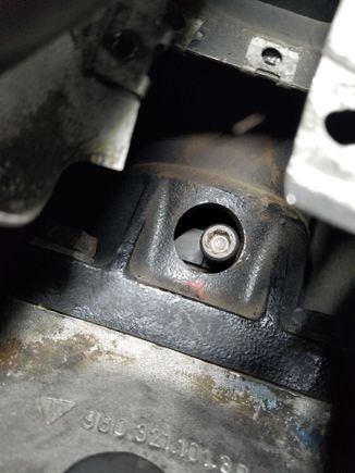 Rear pinch bolt access