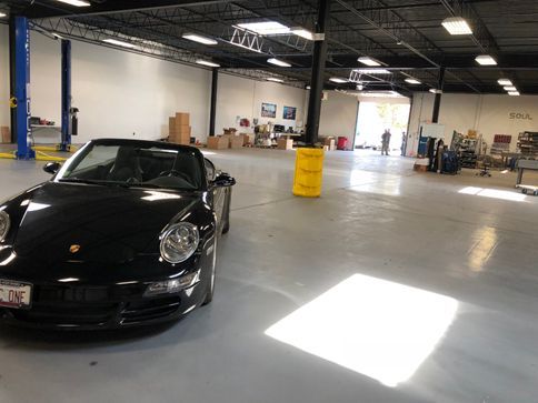 Their test 997. Late in the afternoon and all the cars in the shop were out to the customers