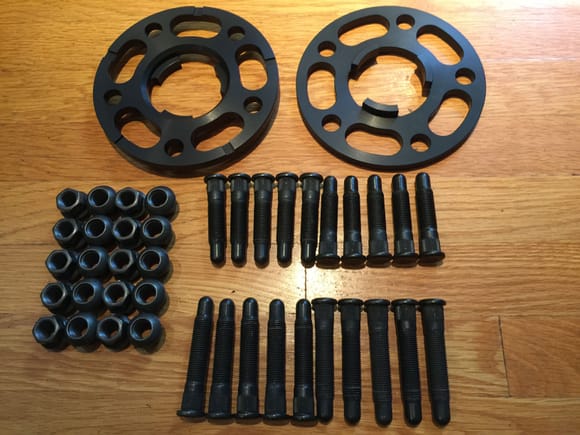 Rennline spacers and open end lug nuts, Sway Away racing studs