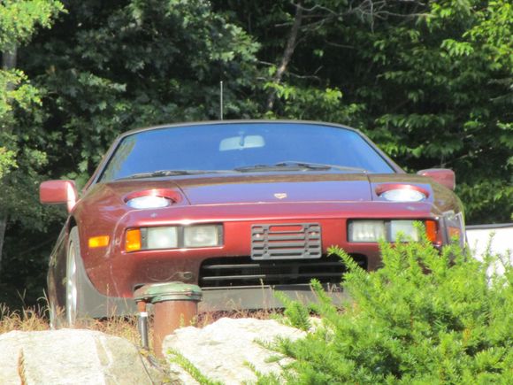And a tucked away 928 I spotted