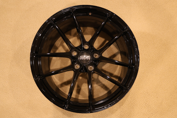 Rear 1 - face