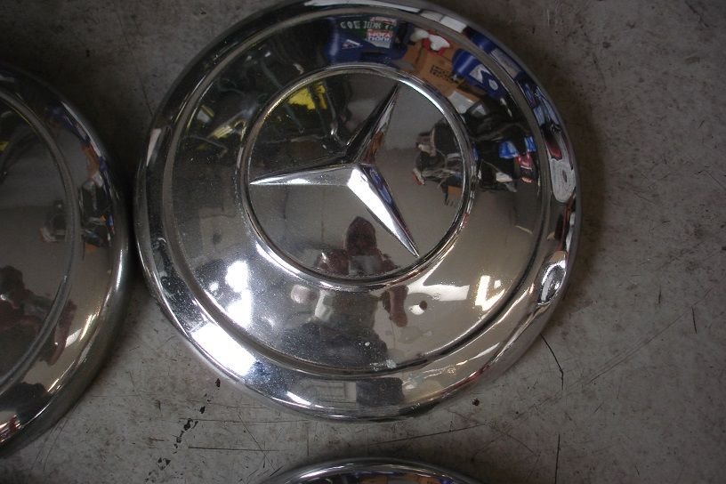 Vintage Mercedes Benz Wheel Covers Rennlist Porsche Discussion Forums