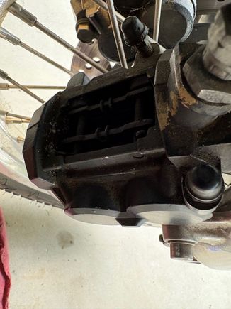 Detail of BMW needing Suzuki calipers 86-87 GSX-R750 #2