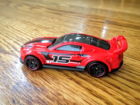 Hotwheels '15 Custom Mustang.