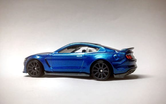 I redid the painted details on the GT350R.