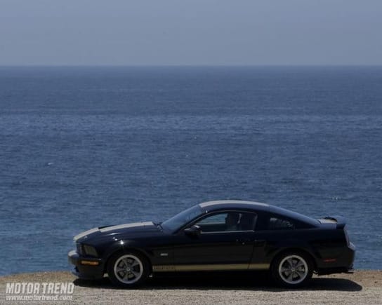 112 0609 wp 02wl 2006 ford shelby gt h side beach photo