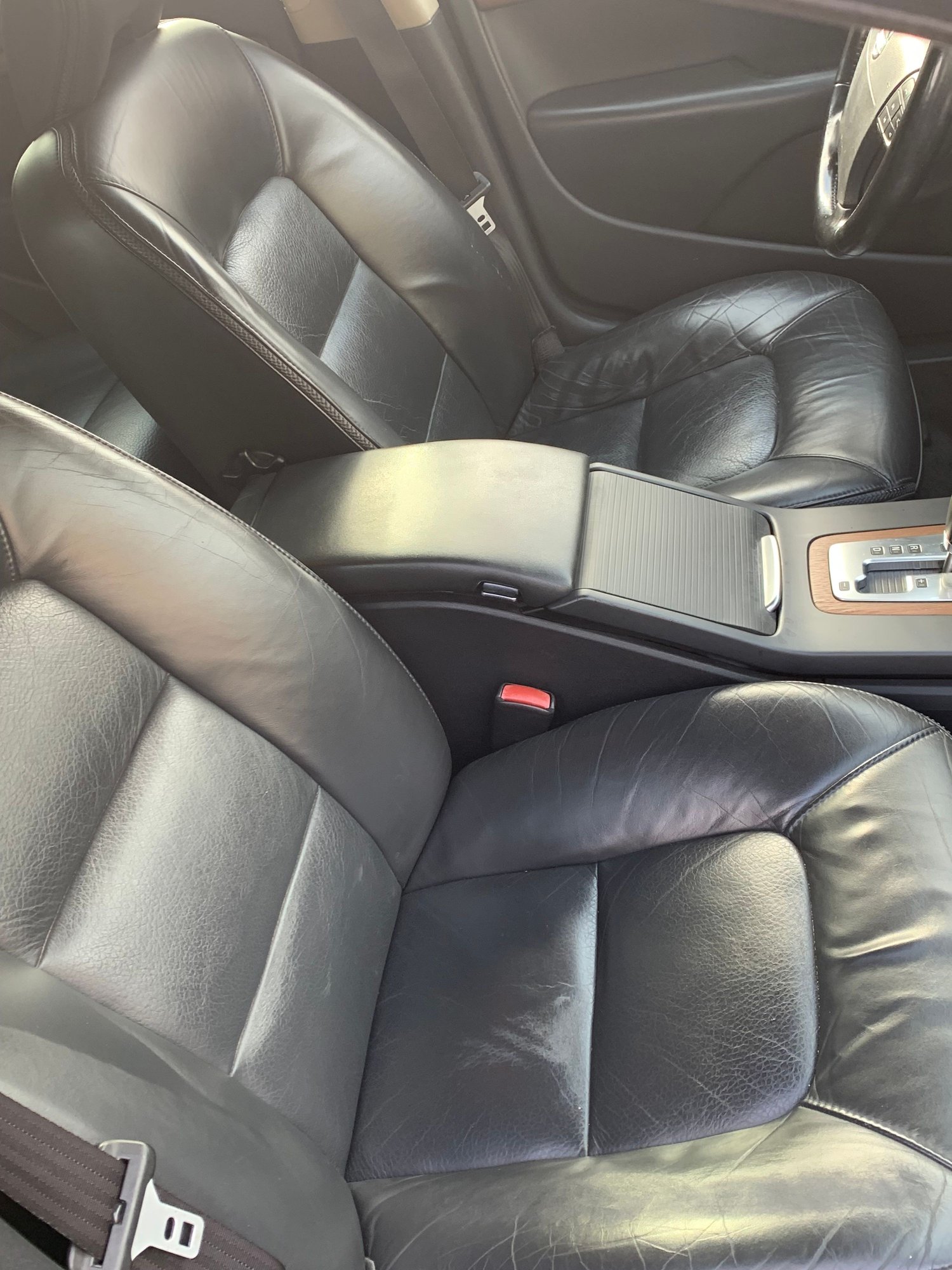 2009 Volvo XC70 - 2009 Volvo XC70 3.2 $2,500 Needs Differential - Used - VIN yv4bz982291065316 - 216,500 Miles - 6 cyl - AWD - Automatic - Wagon - Red - Paramus, NJ 07652, United States