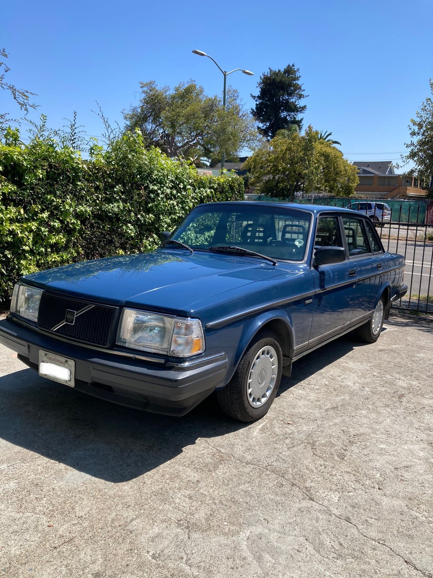 1992 Volvo 240 - 1992 Volvo 240 Sedan Atlantic Blue - Used - VIN YV1AS8813N1477592 - 158,600 Miles - 4 cyl - 2WD - Automatic - Sedan - Blue - Oakland, CA 94608, United States