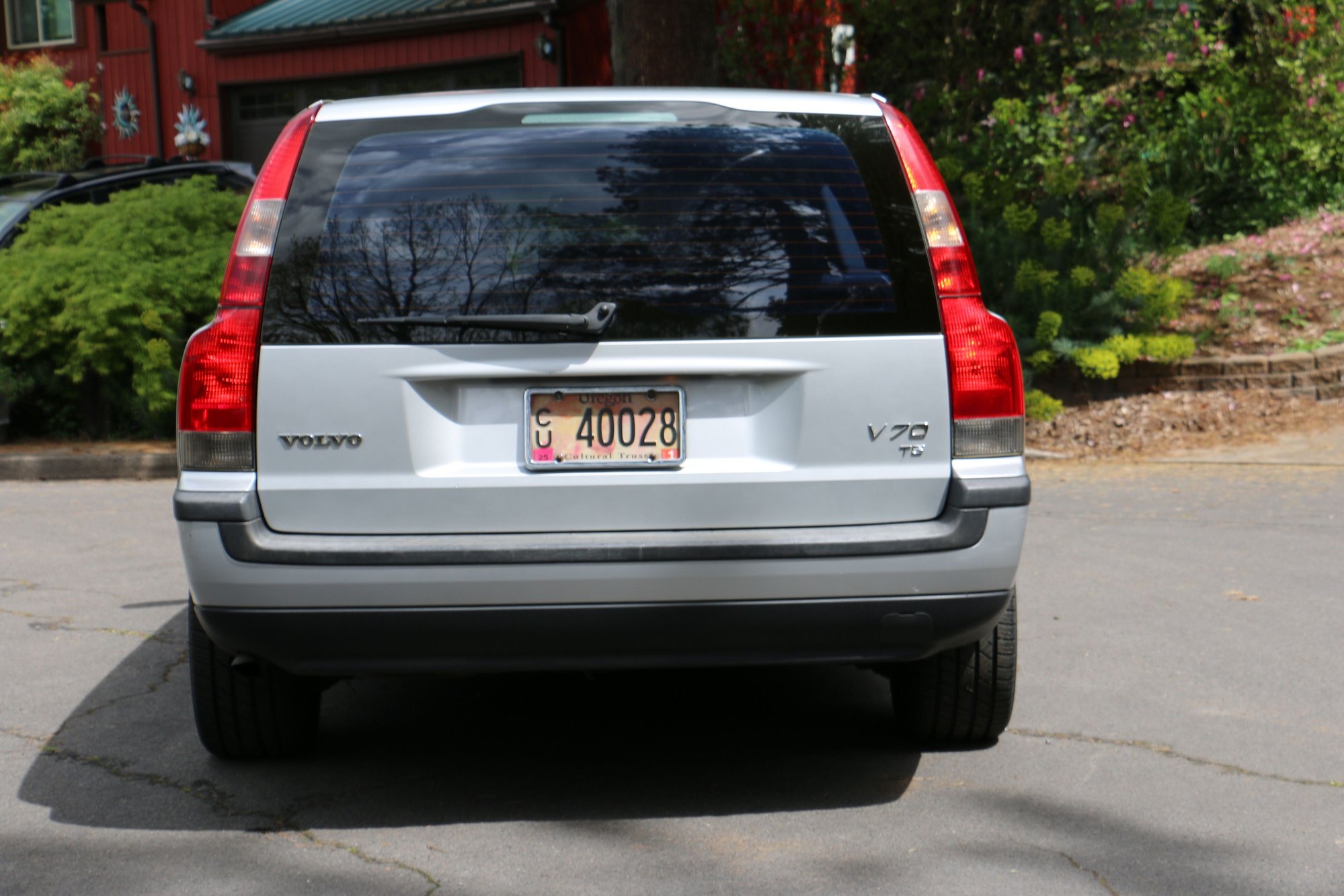 2001 Volvo V70 - 2001 volvo v70 t5 station wagon, new transmission, excellent condition - Used - Eugene, OR 97405, United States