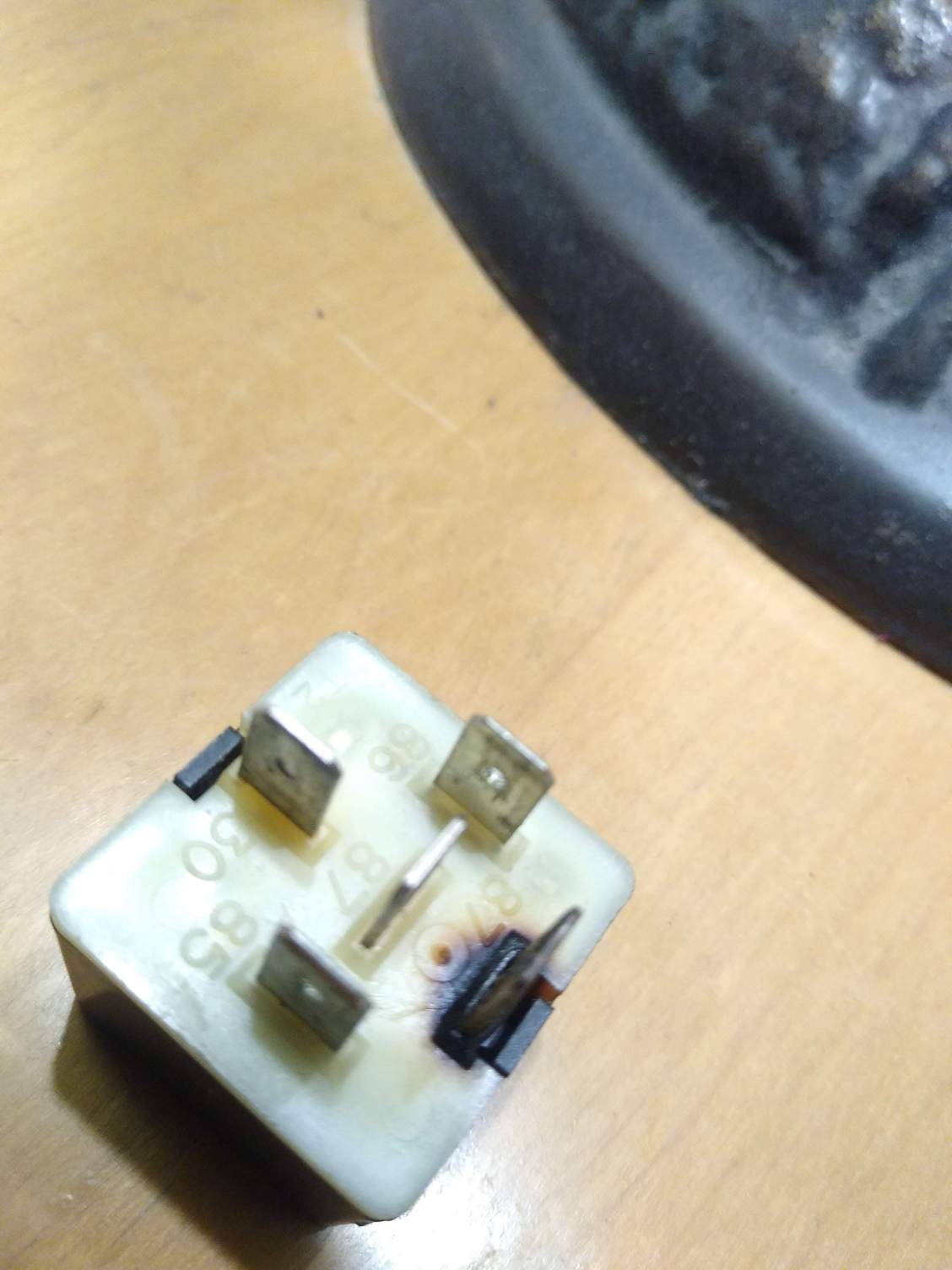 94 850 Wagon Max Fan Relay Hot, speed 4 not working - Volvo Forums