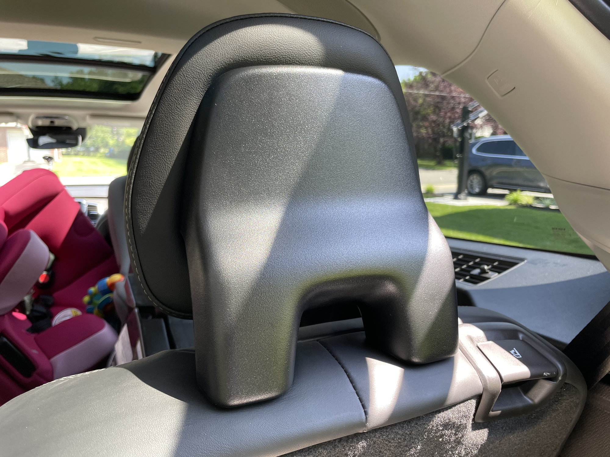 Removing rear headrests in XC90 Volvo Forums Volvo Enthusiasts