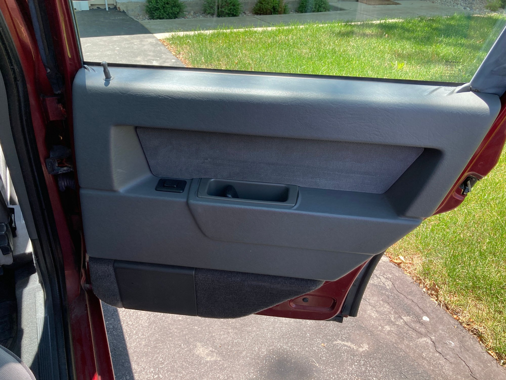 1997 Volvo 850 - 1997 850 Sedan Manual Transmission in excellent condition $4,500 OBO - Used - VIN YV1LS5549V1358614 - 235,000 Miles - 5 cyl - 2WD - Manual - Sedan - Red - Darien, IL 60561, United States