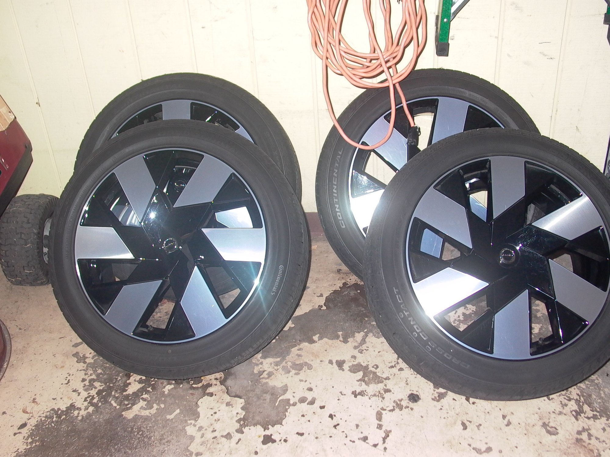 Wheels and Tires/Axles - 20" wheels and tires - Used - -1 to 2025  All Models - Upper Arlington, OH 43220, United States