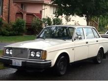 78 Volvo 244