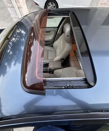 working sunroof (powered)