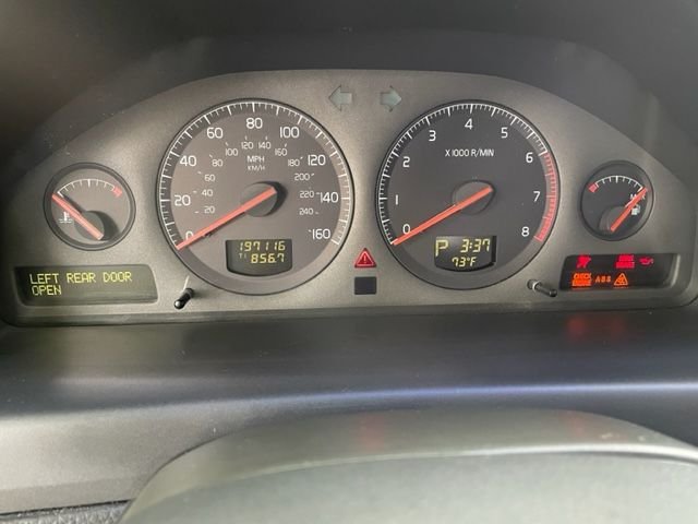 2001 Volvo V70 - 2001 volvo v70 t5 station wagon, new transmission, excellent condition - Used - Eugene, OR 97405, United States