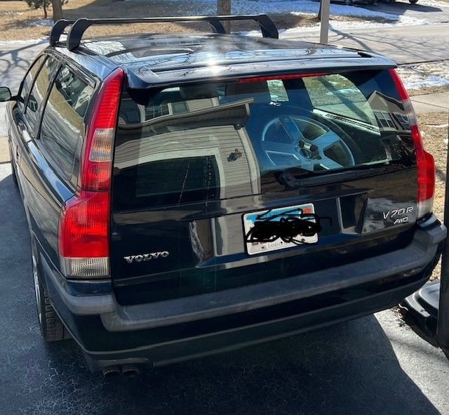 2004 Volvo V70 - 2004 V70R - 6 speed Manual - Gurnee, IL - Used - Lindenhurst, IL 60046, United States