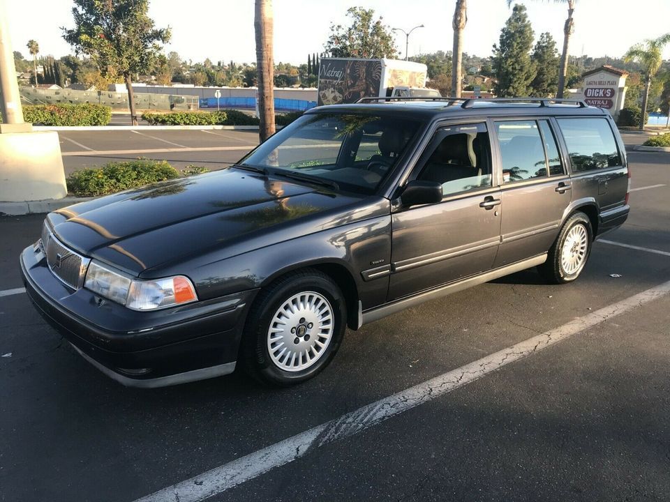1998 Volvo V90 - 1998 Volvo V90 for $1000 on Facebook Marketplace (not my ad) - Used - Sanford, NC 27330, United States