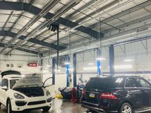 Prepping in the new garage while my friend preps disassembly of his transfer case.