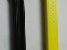 3d printed link (yellow) , 5mm longer than standard (black)