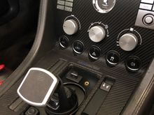 Scosche Suction Cup + Magnet Mount in DB9