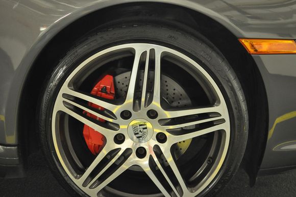 Current wheel (19 turbo style)