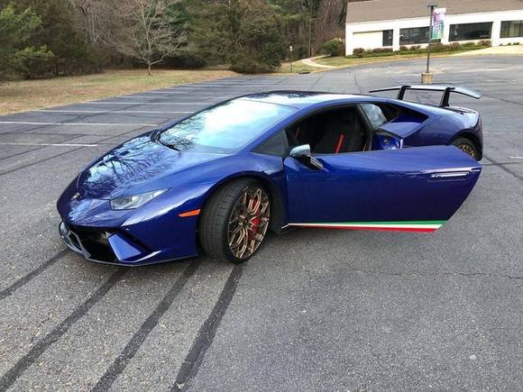 Stunning Lamborghini Huracan Performante in Virginia.