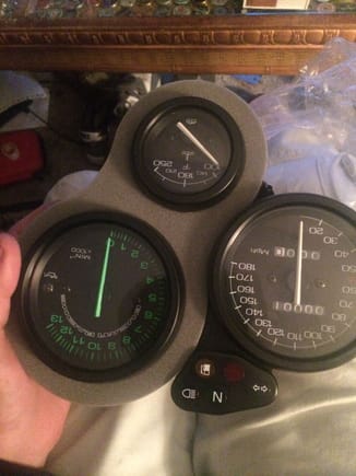 This is not the tachometer for sale... The one for sale looks just like this but is displayed with comments