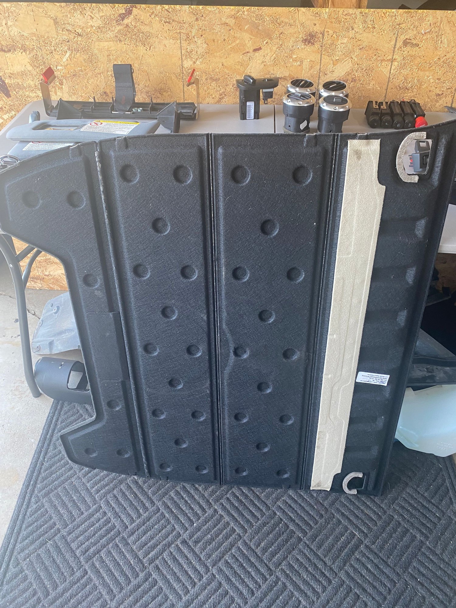 2005 Audi TT Quattro - 2005 Audi TT Part Out - St Charles, IL 60174, United States