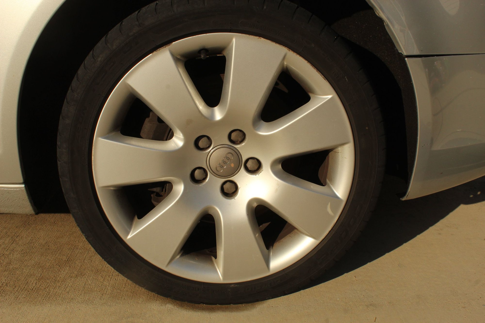 2005 Audi A6 Quattro - 2005 Audi A6 Quattro 3.2, Needs some Love - Used - VIN WAUDG74F15N066634 - 131,000 Miles - 6 cyl - AWD - Automatic - Sedan - Gray - Washington, MO 63090, United States