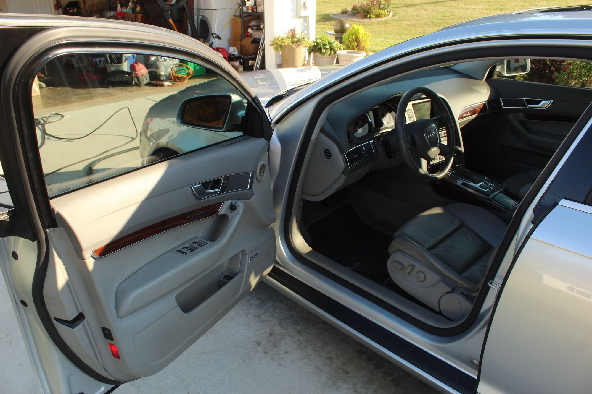 2005 Audi A6 Quattro - 2005 Audi A6 Quattro 3.2, Needs some Love - Used - VIN WAUDG74F15N066634 - 131,000 Miles - 6 cyl - AWD - Automatic - Sedan - Gray - Washington, MO 63090, United States