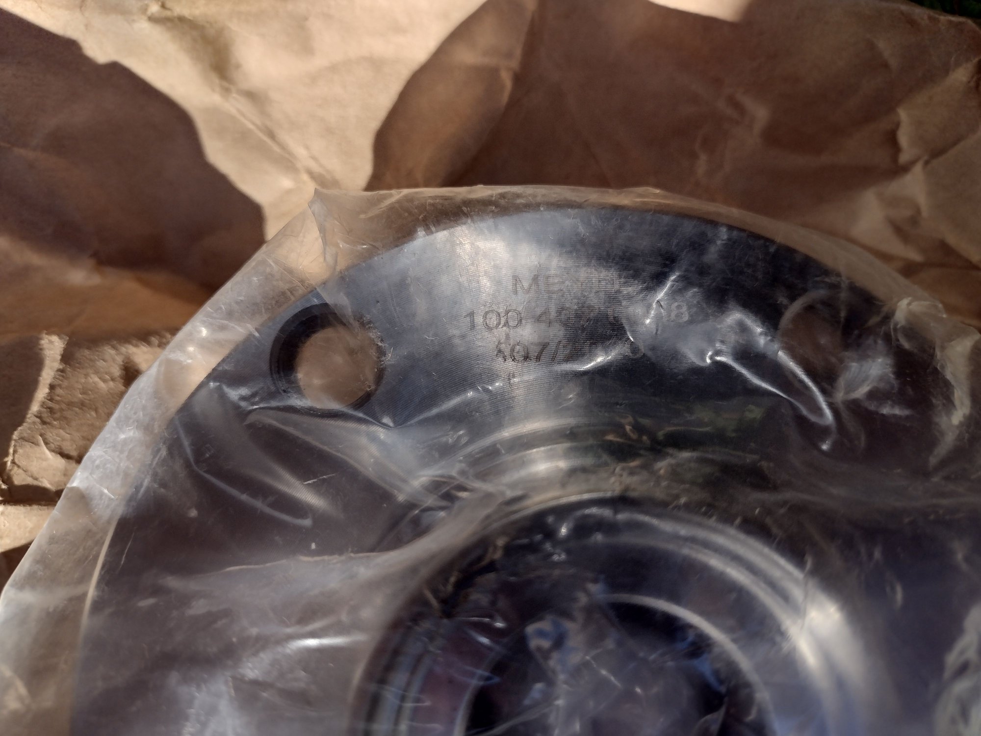 Wheels and Tires/Axles - Front Wheel Bearing Hub Assembly - 2004 Audi A4 Quattro 3.0 - New - 2004 Audi A4 Quattro - Philadelphia, PA 19129, United States
