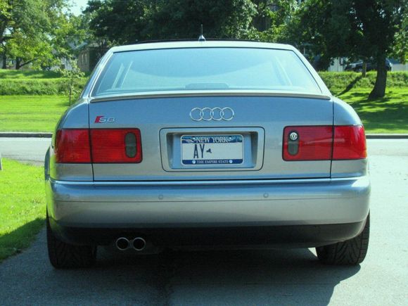 2003 Audi S8