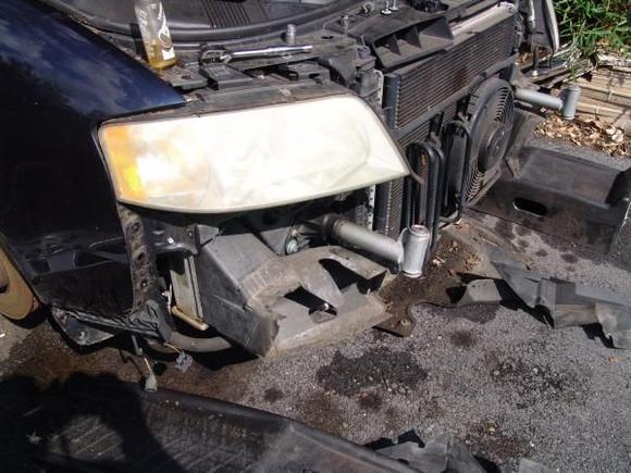 I am removing the front end on my 2000 A6 Twin so I can change the timming belt and water pump.
