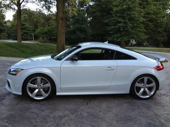 my new addition:  2012 tt rs. suzuka gray.
love it!!!