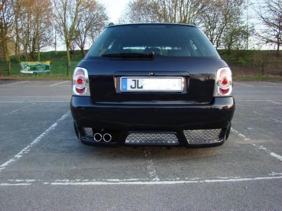 a4 back Rieger Bumper