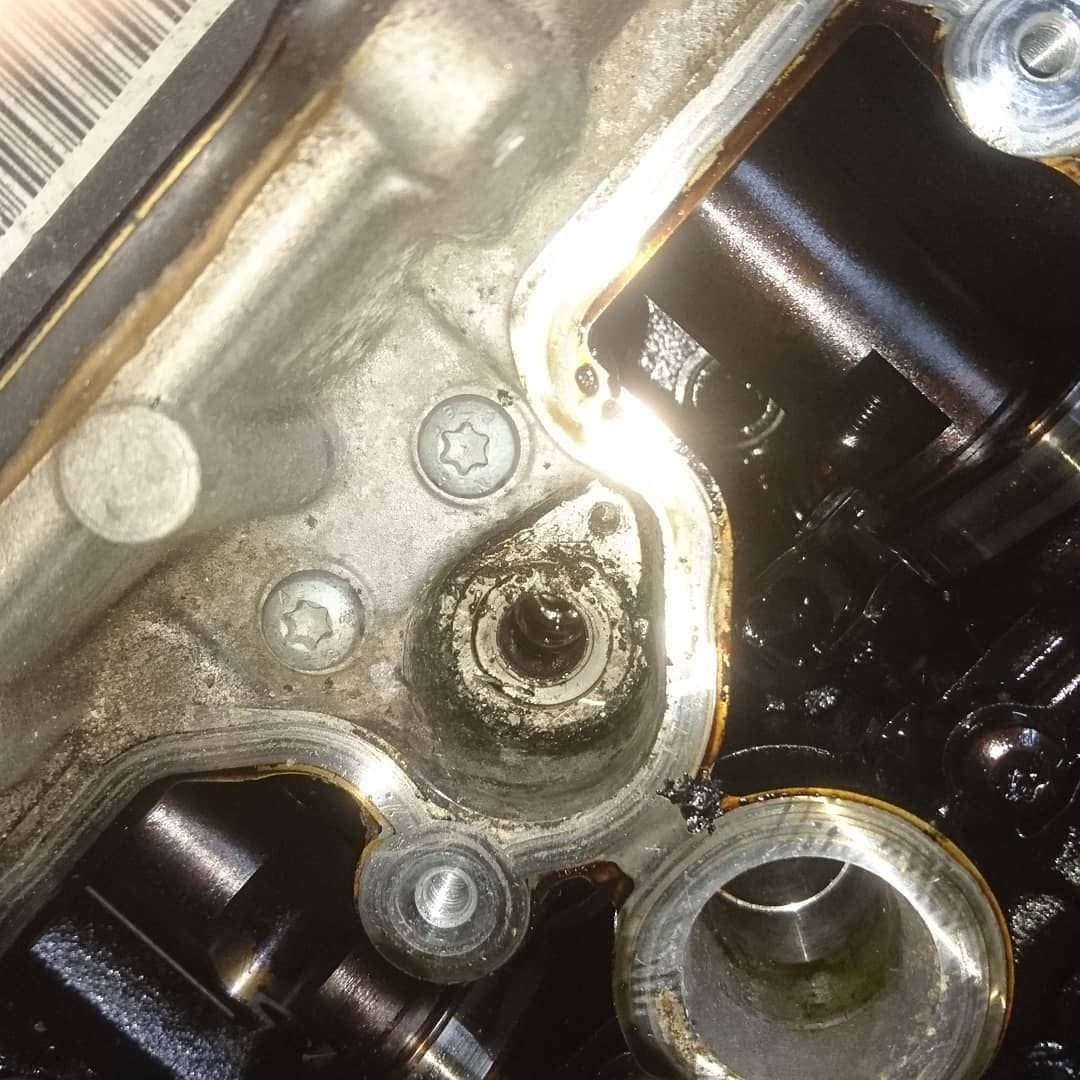 Camshaft solenoid broke in half. Now stuck. HELP! AudiWorld Forums