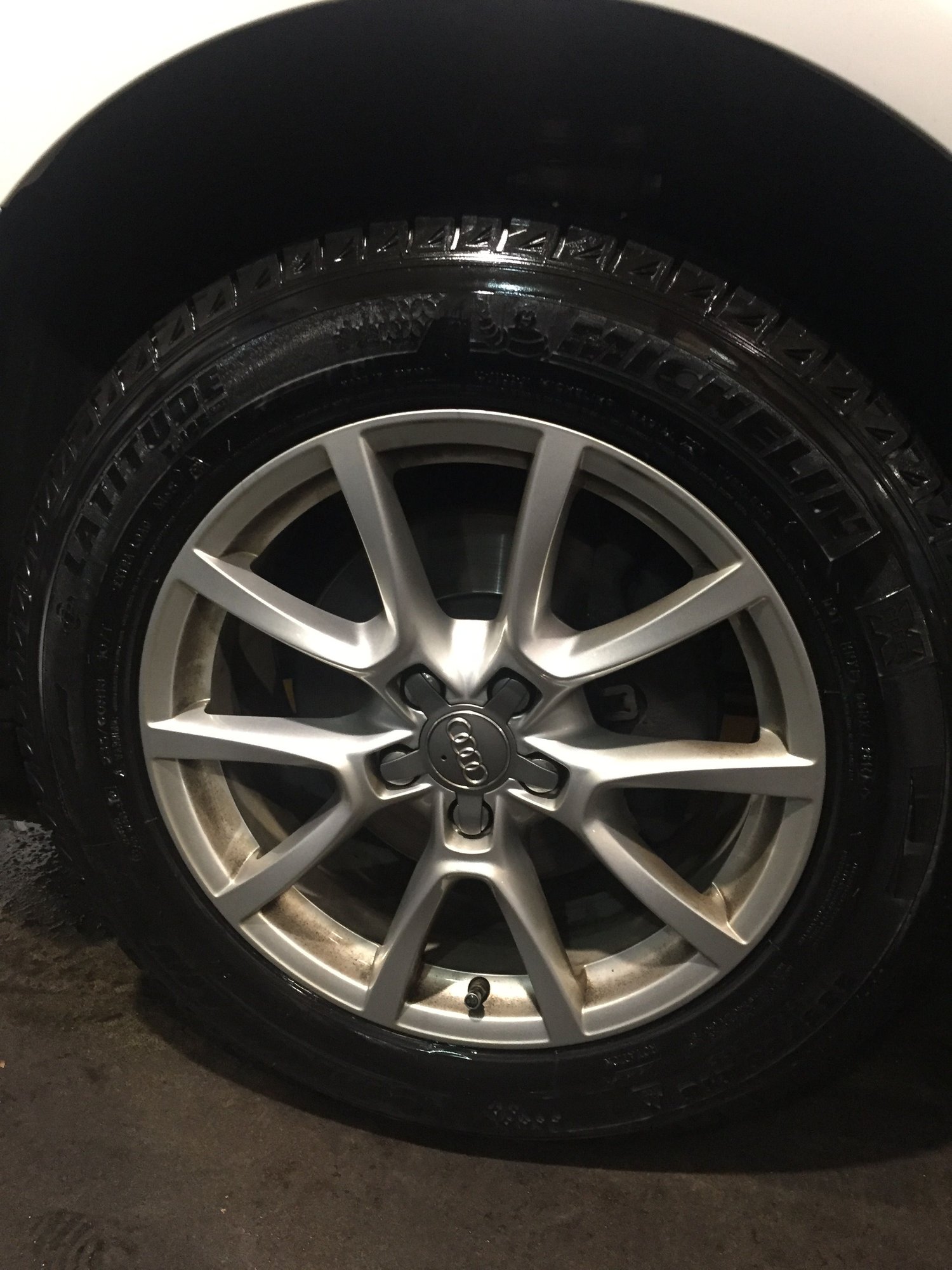 Audi Q5 For Sale Q5 OEM 18" YSpoke Wheels and Michelin XIce Tires