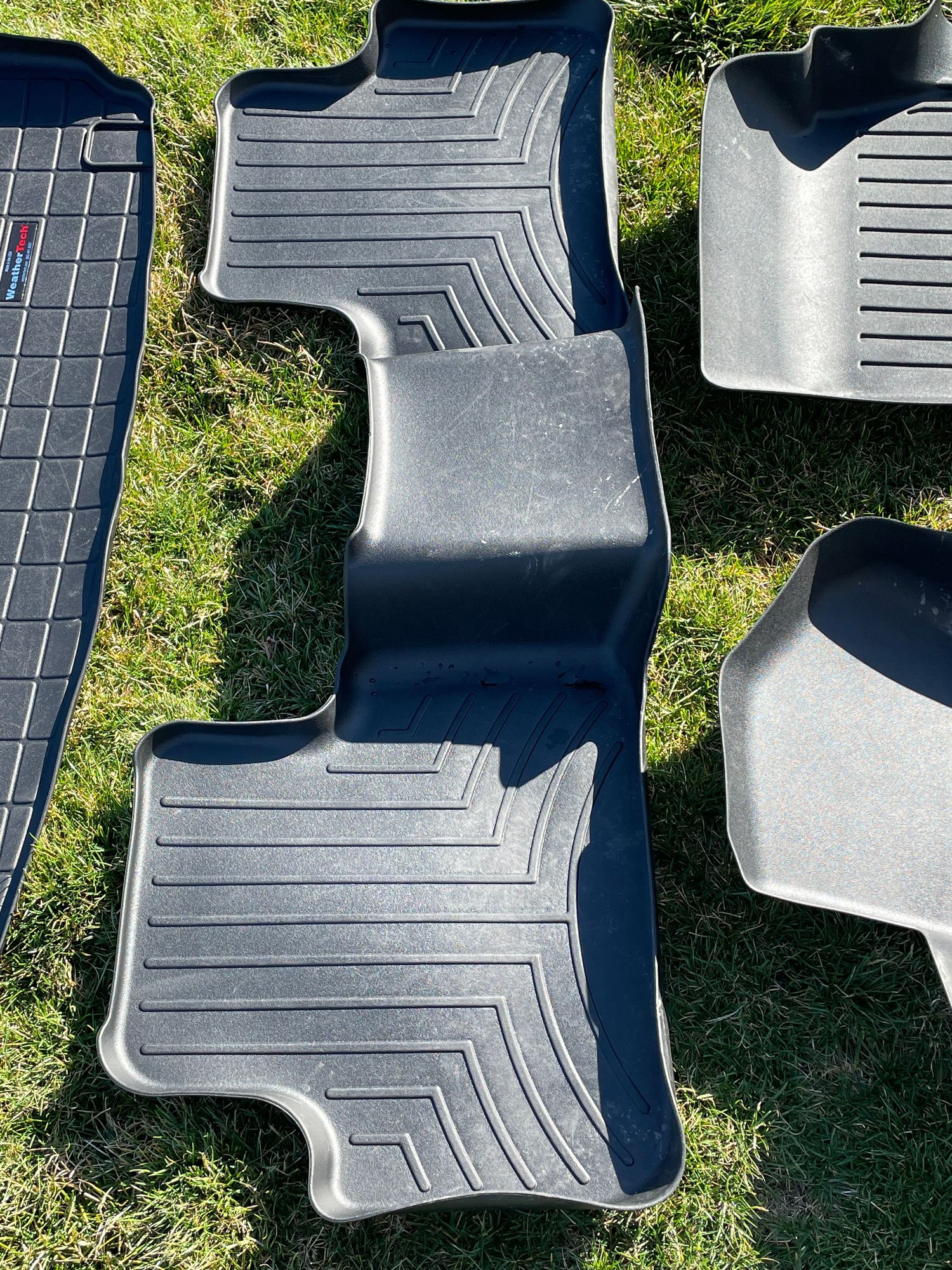 4M Audi Q7 WeatherTech Complete Floor Mat Set AudiWorld Forums