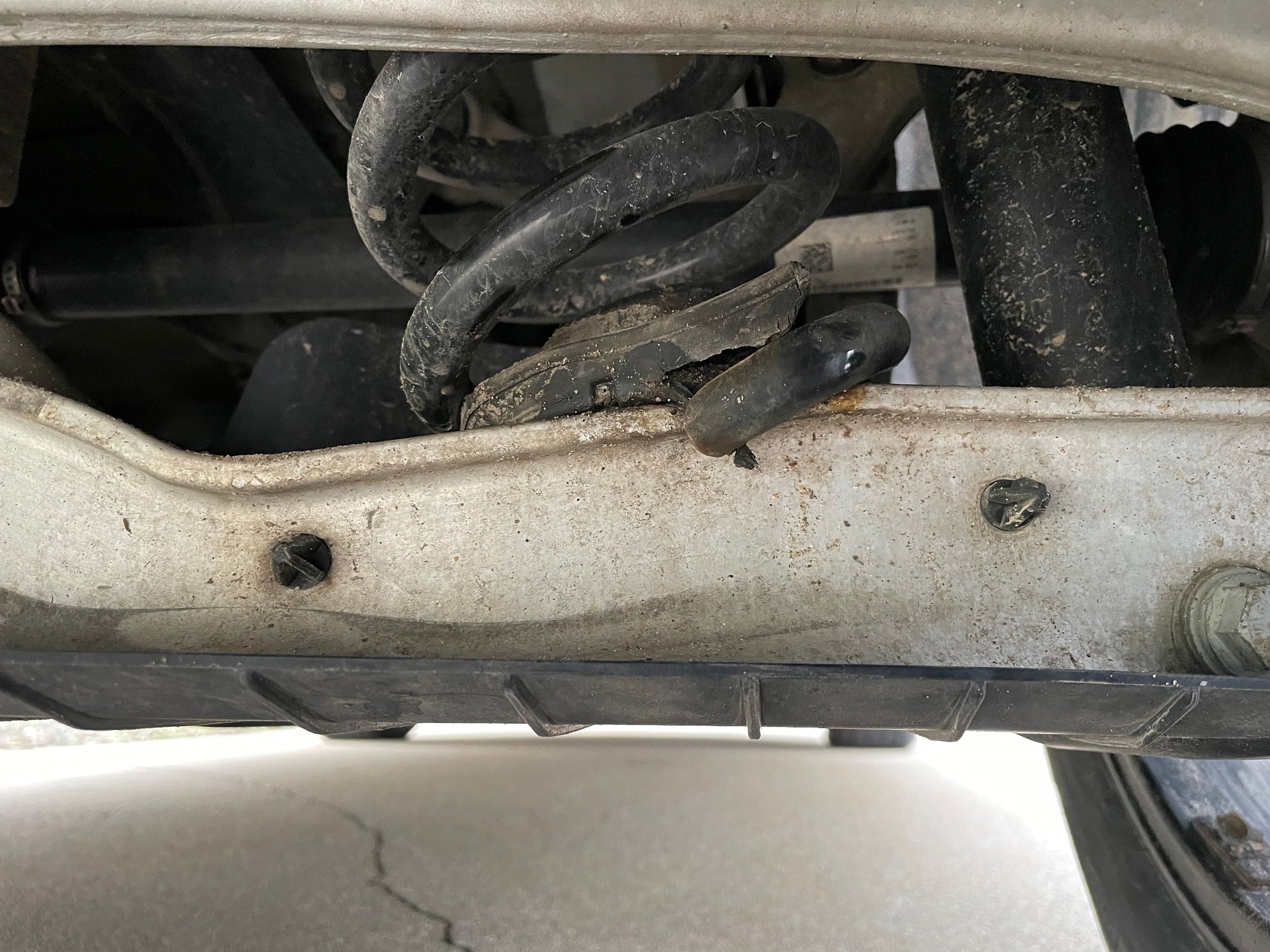 Rear coil spring broke AudiWorld Forums