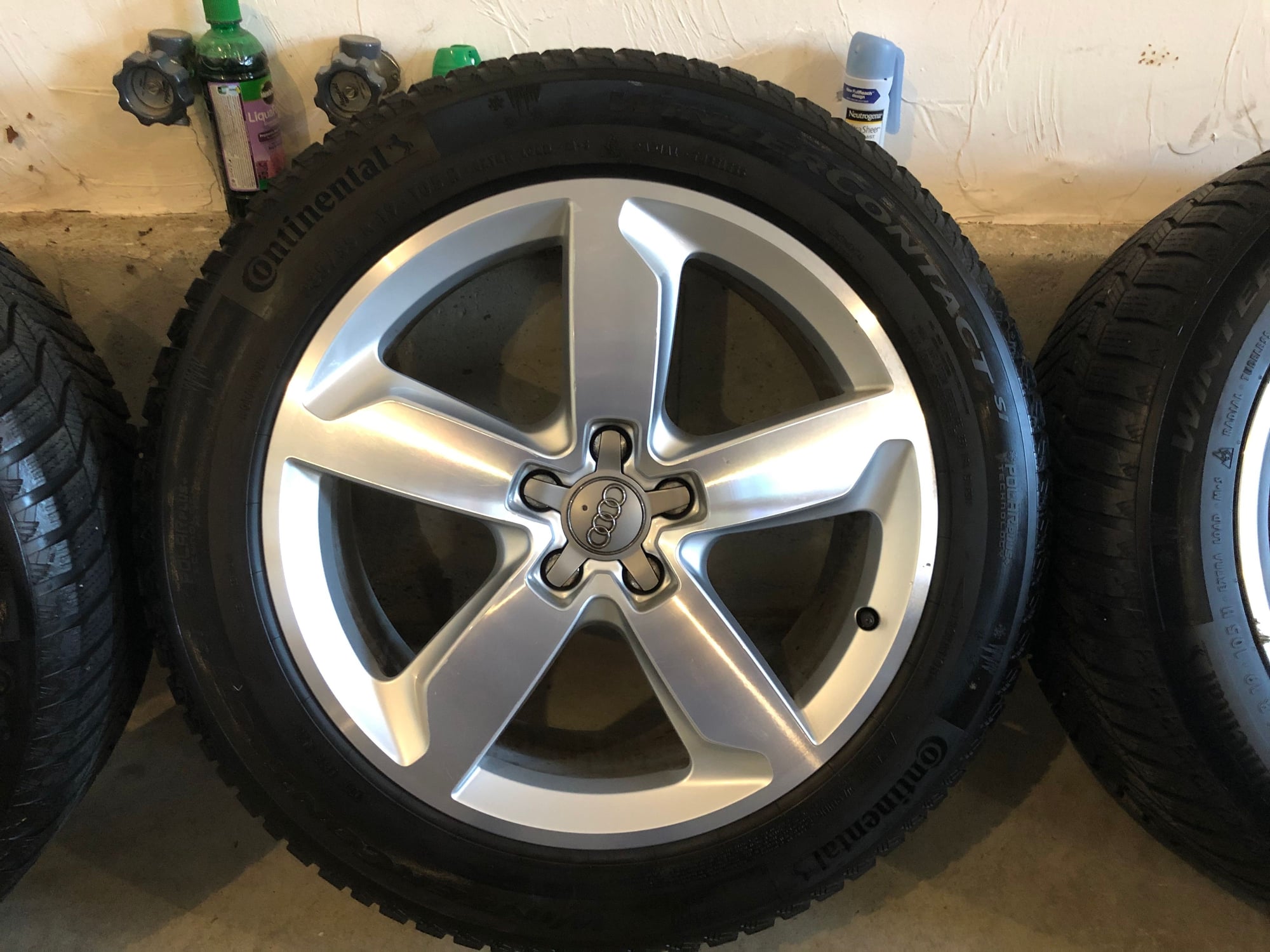 Wheels and Tires/Axles - Audi Q5: Winter Tire & Wheel Package - Used - 2008 to 2015 Audi Q5 - Leominster, MA 01453, United States