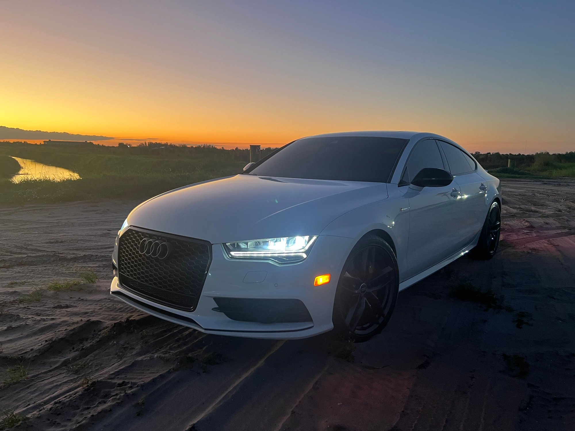 2018 Audi A7 Quattro - 2018 Audi A7 Competition Prestige - Used - VIN WAUWAFCOJNO10814 - 99,418 Miles - 6 cyl - AWD - Automatic - Sedan - White - Delray Beach, FL 33484, United States