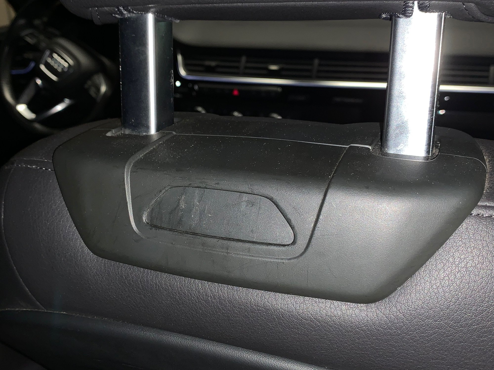 2x Audi rear seat entertainment tablet monitors 4M0051700 for Audi Q7