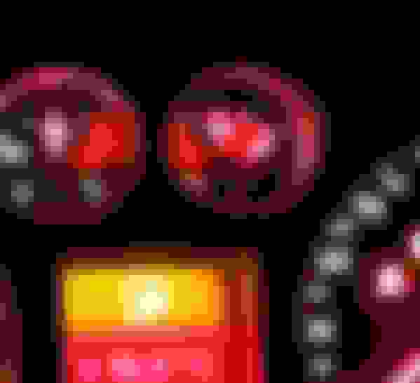 Why does the fuel gauge jumps back and forth? AudiWorld Forums