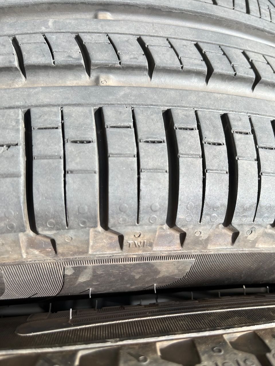 2022 Q7 20" OEM Wheels + Pirelli Run Flat Tires // Almost New (5k miles) // OEM TPMS AudiWorld