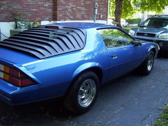 Even the louvres got a little paint.
